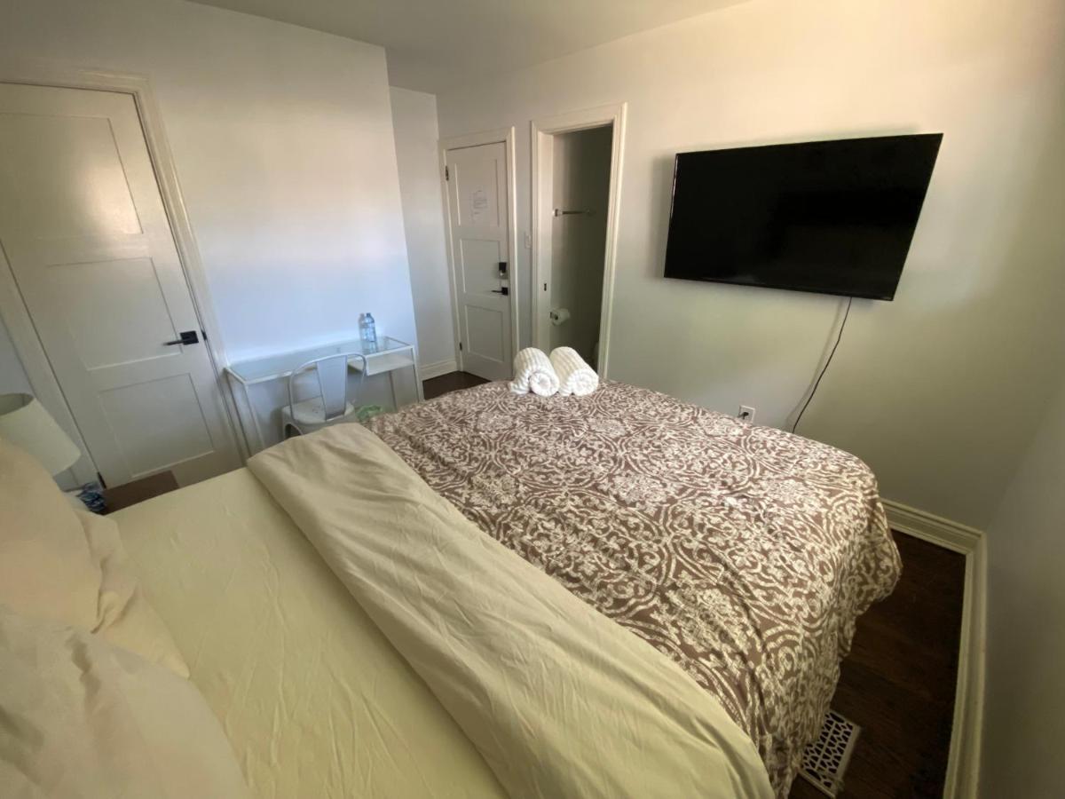 Yonge And Finch Subway !P Cozy & Quiet Private Bdr With Private Bathroom Toronto Zewnętrze zdjęcie