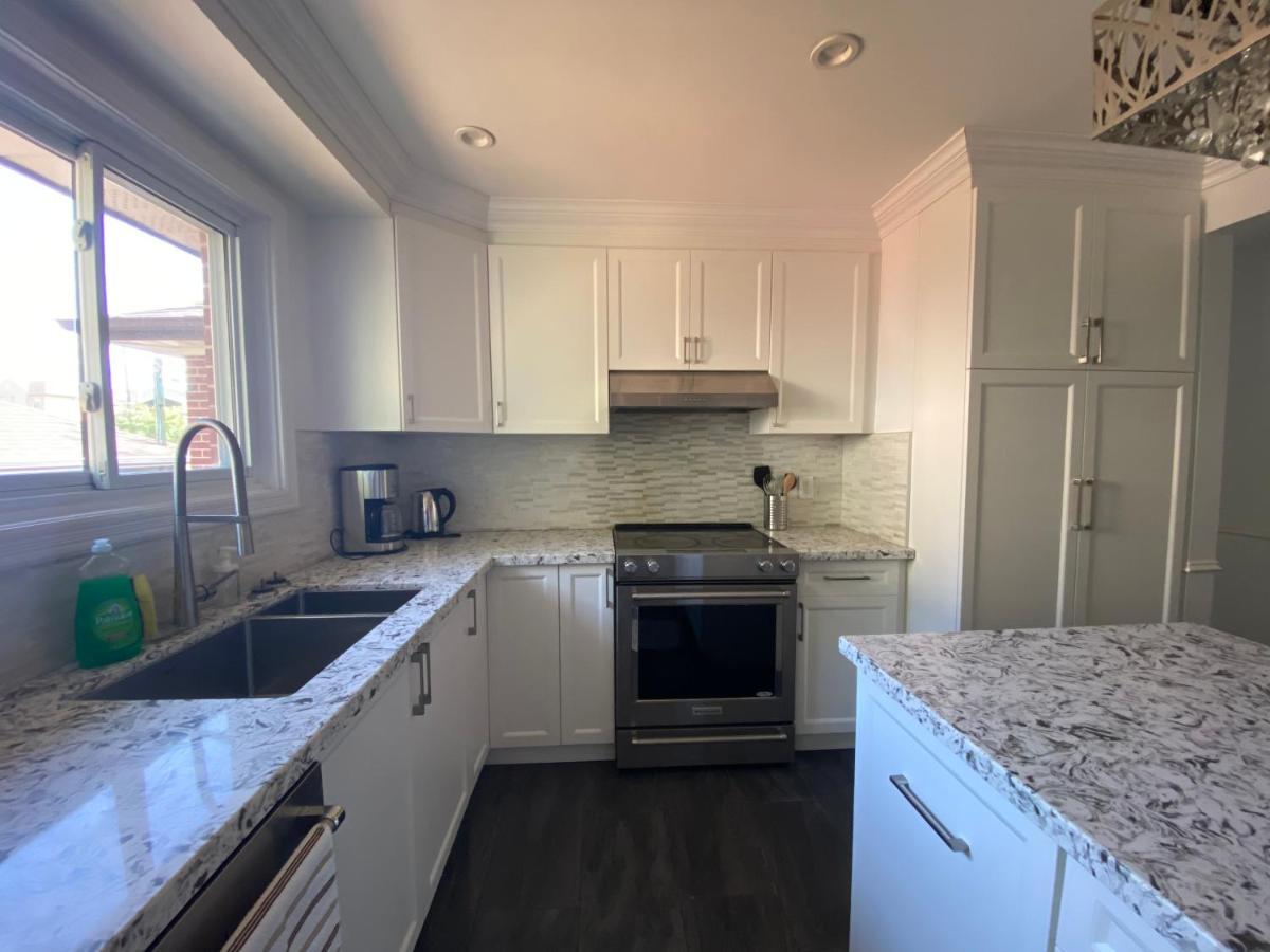Yonge And Finch Subway !P Cozy & Quiet Private Bdr With Private Bathroom Toronto Zewnętrze zdjęcie